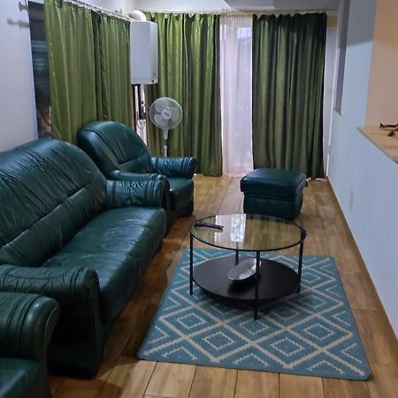 Apartament Lenus'K Apartman Bukarest Kültér fotó