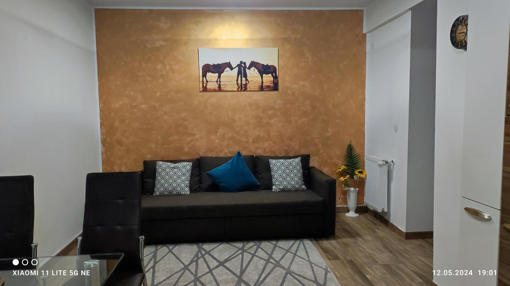 Apartament Lenus'K Apartman Bukarest Kültér fotó